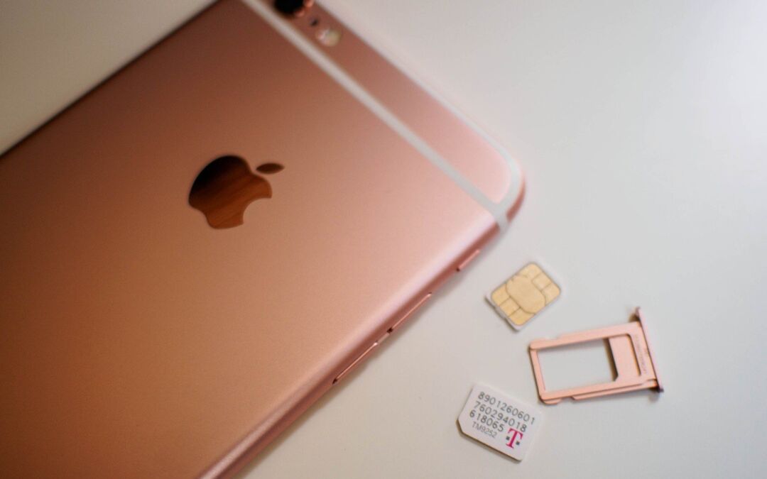 How to Remove or Switch the SIM Card in Your iPhone or iPad?