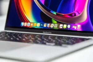 Macbook Pro M2, 24GB Unified Memory, 1TB Storage