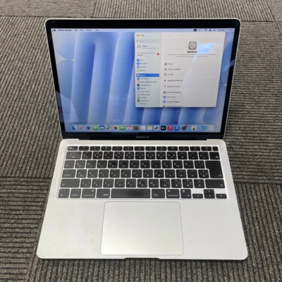 Apple MacBook Air 13" (2020) –  8GB RAM, 250GB SSD -Gray